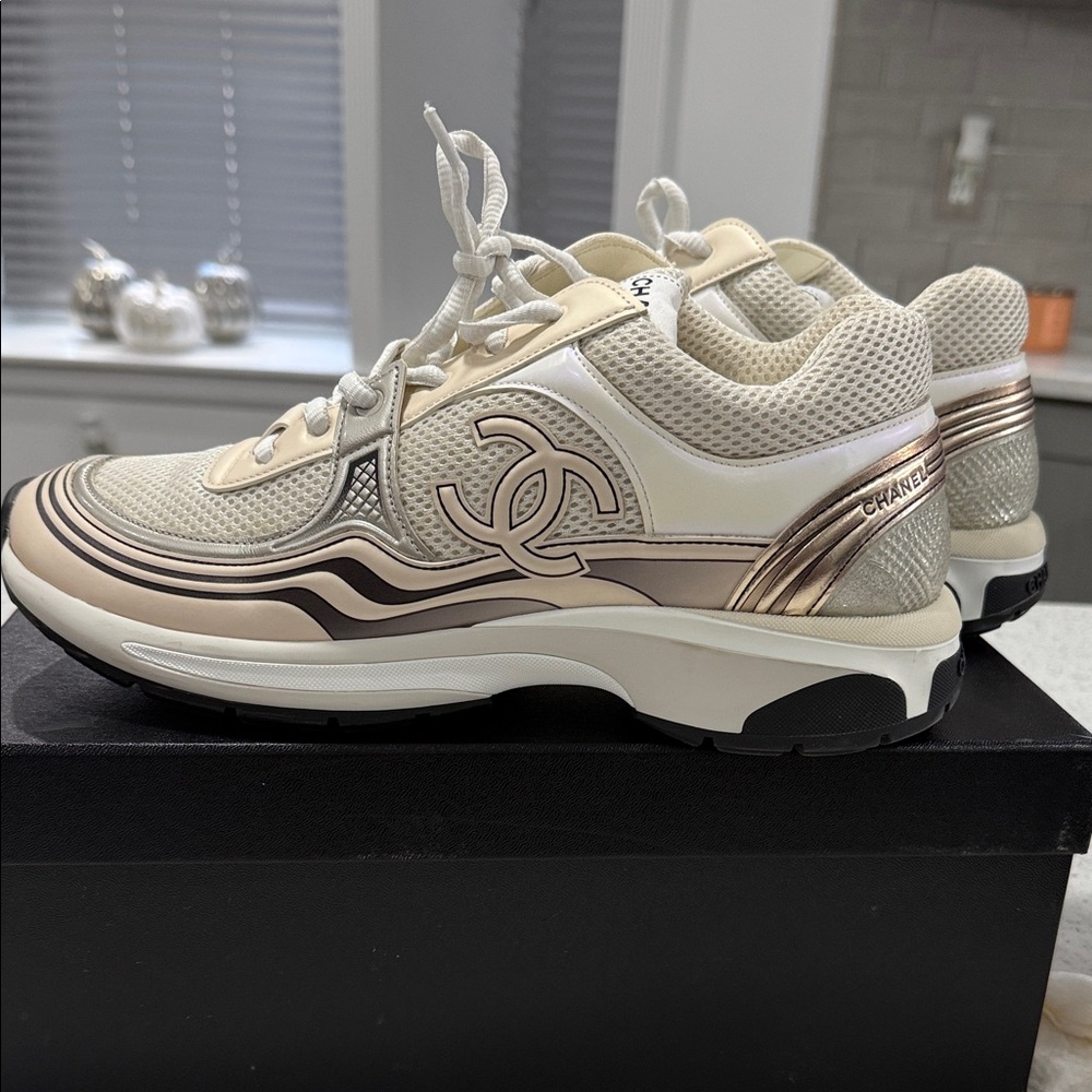Authentic!! CHANEL Women's Beige and Metallic Sneakers